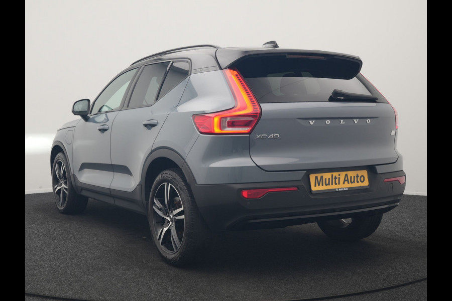 Volvo XC40 1.5 T5 Recharge R-Design PHEV 211pk Dealer O.H | Trekhaak Af Fabriek | Adaptive Cruise | Camera | Sportstoelen Memory & Verwarmd | Keyless | BLIS | Apple Carplay | Stuurverwarming | Pilot Assist | Virtual | Navigatie | DAB | 19"L.M | Plug In Hybrid |