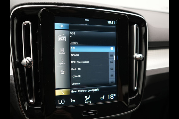 Volvo XC40 1.5 T5 Recharge R-Design PHEV 211pk Dealer O.H | Trekhaak Af Fabriek | Adaptive Cruise | Camera | Sportstoelen Memory & Verwarmd | Keyless | BLIS | Apple Carplay | Stuurverwarming | Pilot Assist | Virtual | Navigatie | DAB | 19"L.M | Plug In Hybrid |