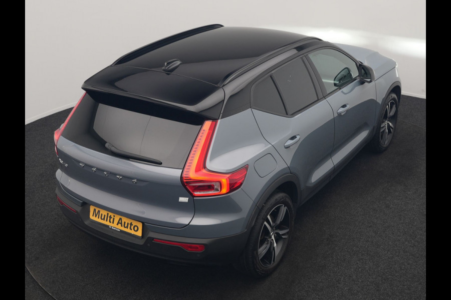 Volvo XC40 1.5 T5 Recharge R-Design PHEV 211pk Dealer O.H | Trekhaak Af Fabriek | Adaptive Cruise | Camera | Sportstoelen Memory & Verwarmd | Keyless | BLIS | Apple Carplay | Stuurverwarming | Pilot Assist | Virtual | Navigatie | DAB | 19"L.M | Plug In Hybrid |