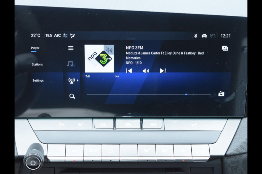Opel Astra Sports Tourer 1.2 Turbo Hybrid Business Edition l Trekhaak l 17 lichtmetalen velgen l Apple Carplay/Android Auto l Camera