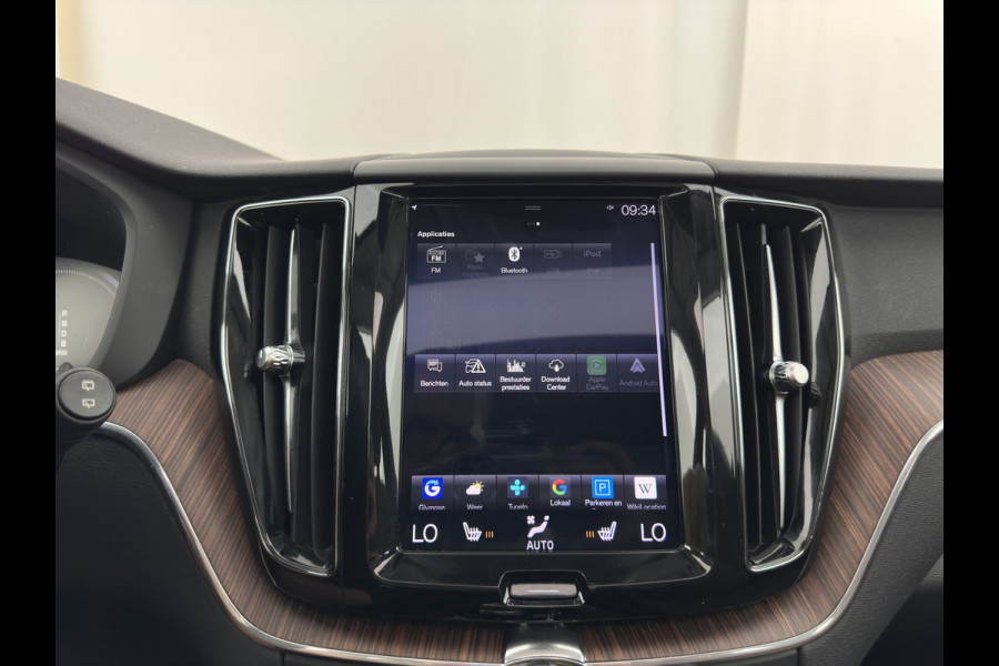 Volvo XC60 2.0 T8 Twin Engine AWD Inscription (Plug-in) *PANO | LEATHER | FULL-LED | MEMORY-PACK | BLINDSPOT | DIGI-COCKPIT | HEATED-COMFORTSEATS | CAMERA | NAVI-FULLMAP | ECC | PDC | TOWBAR | 19''ALU *