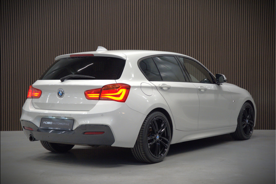 BMW 1-serie 118i Corporate Lease Executive M Sport | Automaat | Stuurverwarming | Stoelverwarming | NAP | Keyless | Cruise Control | PDC | Shadow line | Digital Dash | Navigatie Business | Led |  Dealer Onderhouden |