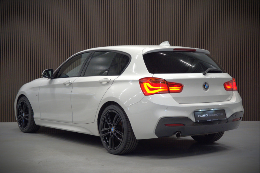 BMW 1-serie 118i Corporate Lease Executive M Sport | Automaat | Stuurverwarming | Stoelverwarming | NAP | Keyless | Cruise Control | PDC | Shadow line | Digital Dash | Navigatie Business | Led |  Dealer Onderhouden |