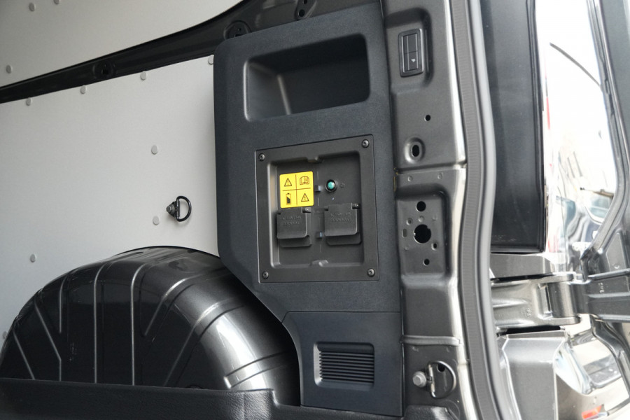 Ford E-Transit Custom 340 L2H1 Sport 71 kWh 218pk - ACC - DDS LED - Pro Power - Verwarmd stuurwiel - Navi - 360 Camera - Rijklaar