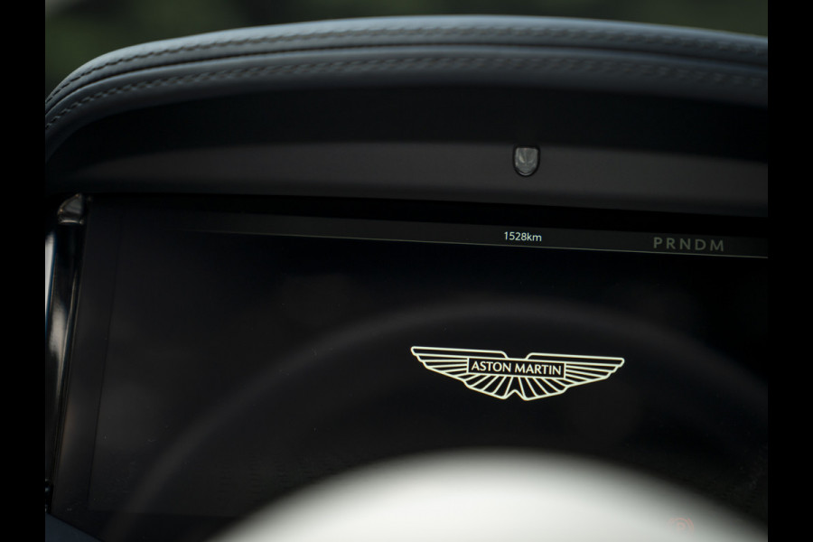 Aston Martin DB12 Volante 4.0 V8 | Bowers & Wilkins