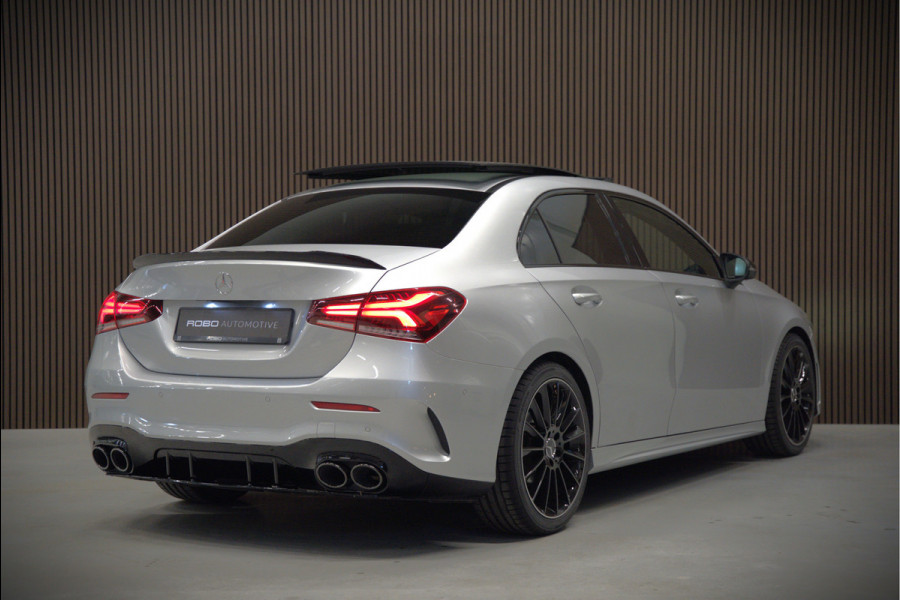 Mercedes-Benz A-Klasse 180 Business Solution AMG | Panoramadak | Stoelverwarming | Camera | Navigatie | Apple Carplay | Keyless | Cruise Control | DAB |