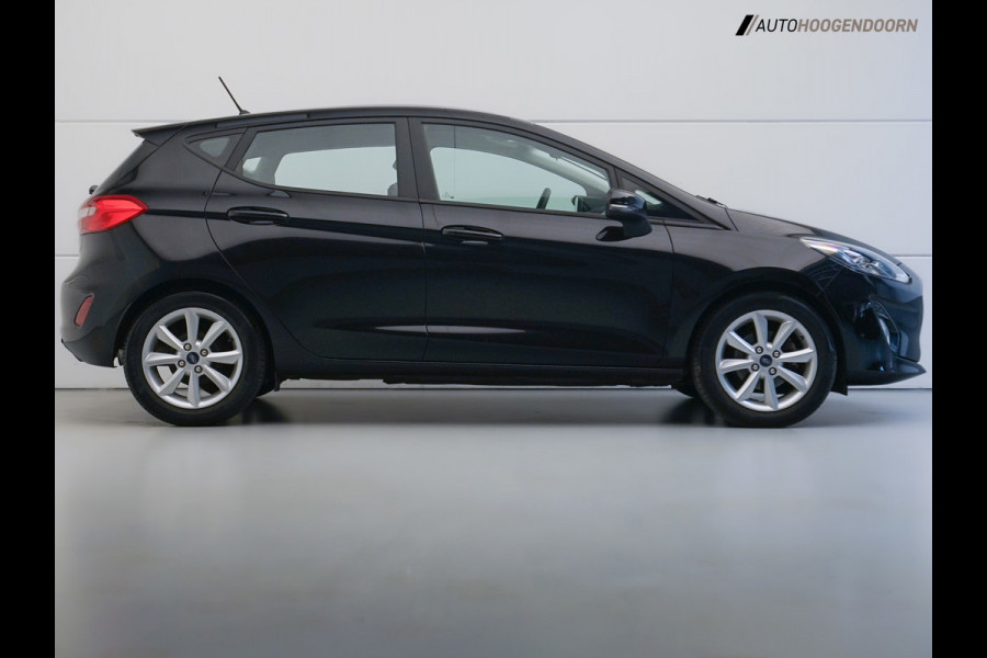 Ford Fiesta 1.1 Trend Sport Edition (APPLE CARPLAY,LED,PARKEERSENSOREN,CLIMATE,CRUISE,LM-VELGEN,NIEUWE APK,TOPCONDITIE)