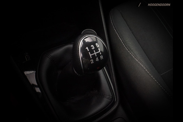 Ford Fiesta 1.1 Trend Sport Edition (APPLE CARPLAY,LED,PARKEERSENSOREN,CLIMATE,CRUISE,LM-VELGEN,NIEUWE APK,TOPCONDITIE)