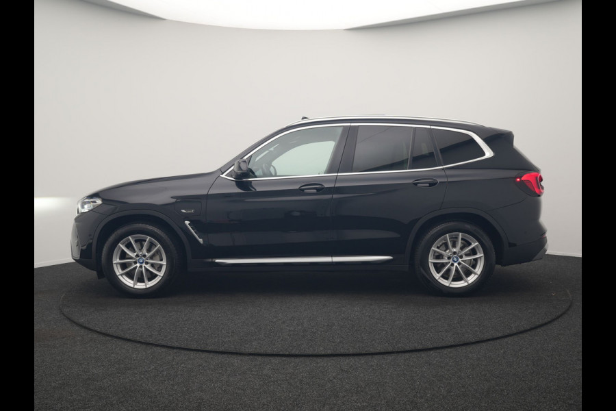BMW X3 xDrive30e PHEV 293pk Dealer O.H | Trekhaak Af Fabriek | Panodak | 360 Camera | Lederen Sportstoelen Verwarmd | Cruise Control | Apple Carplay | Virtual | Navigatie | DAB | 18"L.M | Plug In Hybrid |