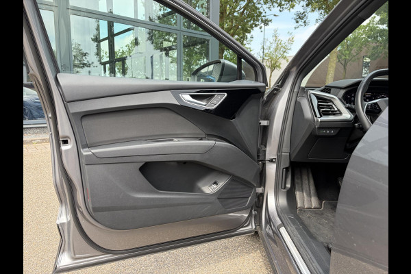 Audi Q4 Sportback e-tron 45 S Edition 82 kWh SOH 96% | S-Exterieur | ADAPT. CRUISE CONTROL | STOELVERWARMING | ELEK. ACHTERKLEP | ACHTERUIRIJCAMERA | RIJKLAAR + 12 MND BOVAG GARANTIE | RESTERENDE ACCU GARANTIE TOT EN MET 2032 OF 160k KM |