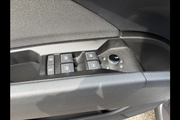 Audi Q4 Sportback e-tron 45 S Edition 82 kWh SOH 96% | S-Exterieur | ADAPT. CRUISE CONTROL | STOELVERWARMING | ELEK. ACHTERKLEP | ACHTERUIRIJCAMERA | RIJKLAAR + 12 MND BOVAG GARANTIE | RESTERENDE ACCU GARANTIE TOT EN MET 2032 OF 160k KM |