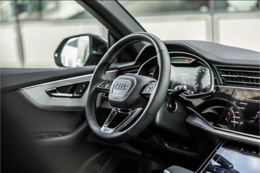 Audi Q8 60 TFSI e S-Line Competition | Panorama | B&O | Matrix Laser LED | 360 Camera | RS Zetels | Elek trekhaak | ACC | Stoelverwarming V+A | Keyless | MY2026 | Fabrieksgarantie