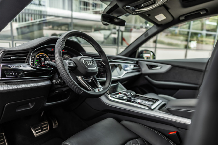 Audi Q8 60 TFSI e S-Line Competition | Panorama | B&O | Matrix Laser LED | 360 Camera | RS Zetels | Elek trekhaak | ACC | Stoelverwarming V+A | Keyless | MY2026 | Fabrieksgarantie