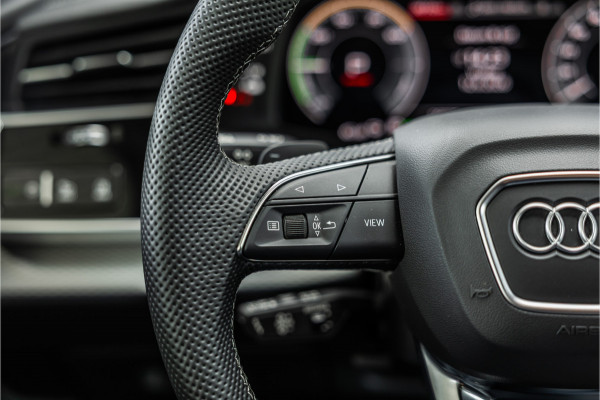 Audi Q8 60 TFSI e S-Line Competition | Panorama | B&O | Matrix Laser LED | 360 Camera | RS Zetels | Elek trekhaak | ACC | Stoelverwarming V+A | Keyless | MY2026 | Fabrieksgarantie