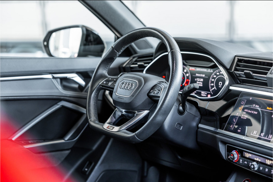 Audi RSQ3 2.5 TFSI 400 PK Sportback | Panorama | B&O 3D | Matrix | ACC | DCC Memory | RS Zetels | Sportuitlaat | Keramische coating | Sfeerverlichting | Dealer onderhouden | Nieuwe remmen rondom