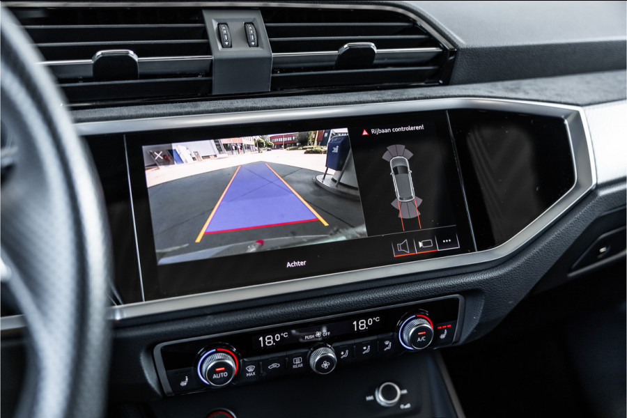 Audi RSQ3 2.5 TFSI 400 PK Sportback | Panorama | B&O 3D | Matrix | ACC | DCC Memory | RS Zetels | Sportuitlaat | Keramische coating | Sfeerverlichting | Dealer onderhouden | Nieuwe remmen rondom