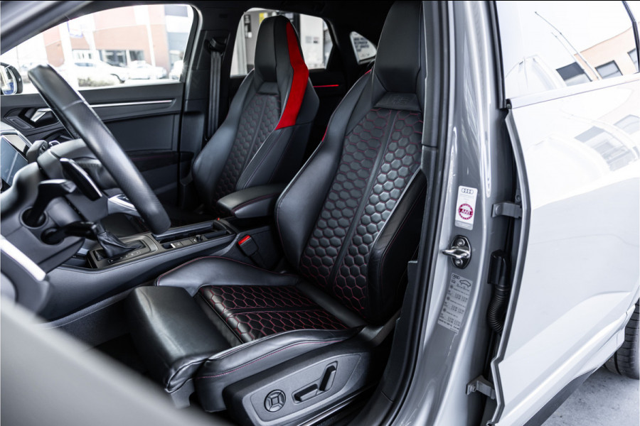 Audi RSQ3 2.5 TFSI 400 PK Sportback | Panorama | B&O 3D | Matrix | ACC | DCC Memory | RS Zetels | Sportuitlaat | Keramische coating | Sfeerverlichting | Dealer onderhouden | Nieuwe remmen rondom