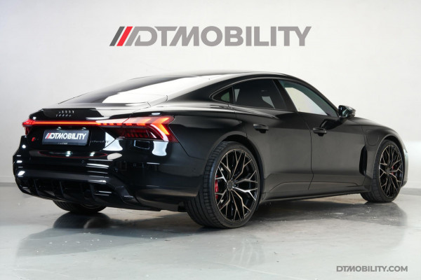 Audi e-tron GT RS 93 kWh | Carbon | Vol Opties! | Alcantara