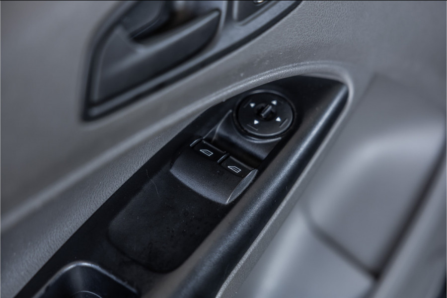 Ford Transit Connect 1.0 Ecoboost | CarPlay | Camera | Navigatie | Airco | Trekhaak | Nieuwe APK | BPM Vrij | MF Stuur