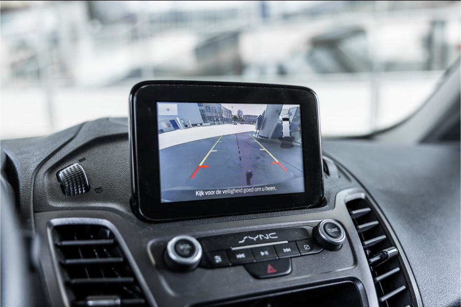 Ford Transit Connect 1.0 Ecoboost | CarPlay | Camera | Navigatie | Airco | Trekhaak | Nieuwe APK | BPM Vrij | MF Stuur
