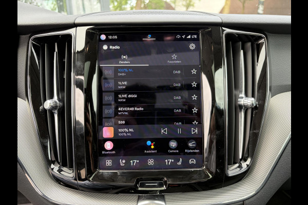 Volvo XC60 Plug-In Hybrid AWD T6 Plus Dark Recharge ADAPT. CRUISE CONTROL | STUUR & STOEL VERWARMING | PANORAMA DAK | 360 GRADEN CAMERA | ELEK. STOELEN MET GEHEUGEN | HARMAN/KARDON AUDIO