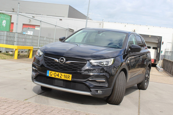 Opel Grandland X 1.6 Turbo Business Executive automaat leder camera trekhaak full options