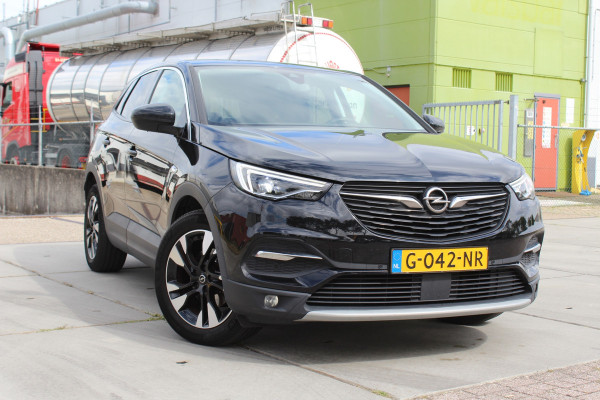 Opel Grandland X 1.6 Turbo Business Executive automaat leder camera trekhaak full options
