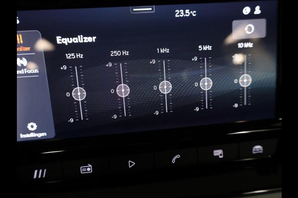 Seat Arona 1.0 EcoTSI Style 95 pk | Verlengde garantie | Navigatie via App | Parkeersensoren achter | Autom. airco | Apple Carplay/Android Auto |