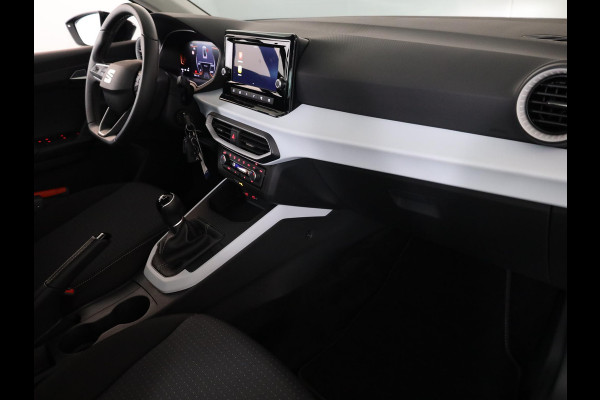 Seat Arona 1.0 EcoTSI Style 95 pk | Verlengde garantie | Navigatie via App | Parkeersensoren achter | Autom. airco | Apple Carplay/Android Auto |