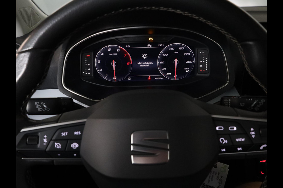 Seat Ibiza 1.0 EcoTSI Style Business Intense 95 pk | Navigatie | Parkeersensoren | Autom. airco | LED koplampen | Apple Carplay/Android Auto |