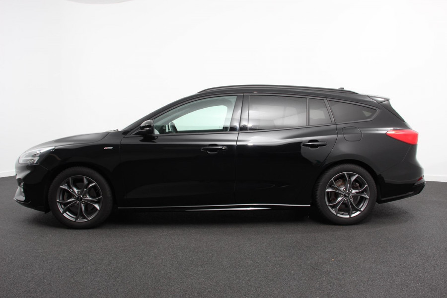 Ford FOCUS Wagon 1.0 EcoBoost ST Line 125 Pk Navigatie Adaptive Cruise Control Trekhaak Head Up Display Privacy Glass Lane Assist