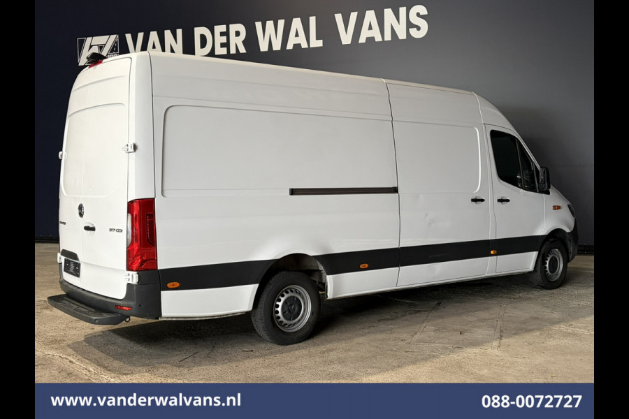 Mercedes-Benz Sprinter 317 CDI 170pk L3H2 Euro6 Airco | 360 graden Camera | Navigatie | Apple Carplay | Cruisecontrol Android Auto, Stoelverwarming, Chauffeursstoel, Parkeersensoren, Bijrijdersbank
