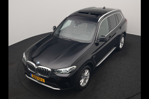 BMW X3 xDrive30e PHEV 293pk Dealer O.H | Trekhaak Af Fabriek | Panodak | 360 Camera | Lederen Sportstoelen Verwarmd | Cruise Control | Apple Carplay | Virtual | Navigatie | DAB | 18"L.M | Plug In Hybrid |
