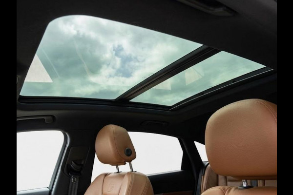 Audi Q8 Sportback e-tron 50 quattro S Edition 95 kWh 340pk | Panoramadak | Lederen bekleding | Luchtvering |  Elektrisch verstelbare voorstoelen met geheugen |