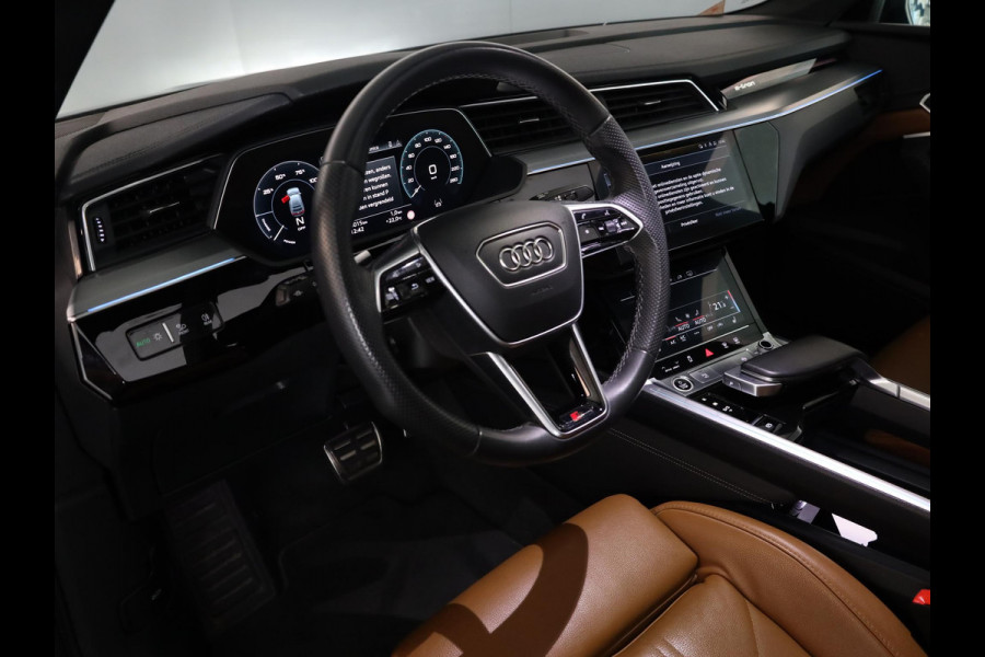 Audi Q8 Sportback e-tron 50 quattro S Edition 95 kWh 340pk | Panoramadak | Lederen bekleding | Luchtvering |  Elektrisch verstelbare voorstoelen met geheugen |