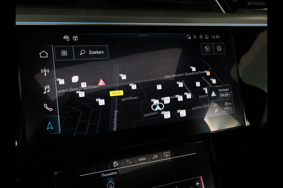 Audi Q8 Sportback e-tron 50 quattro S Edition 95 kWh 340pk | Panoramadak | Lederen bekleding | Luchtvering |  Elektrisch verstelbare voorstoelen met geheugen |