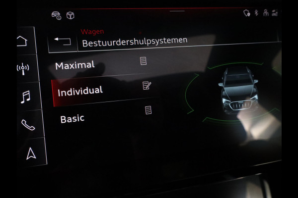 Audi Q8 Sportback e-tron 50 quattro S Edition 95 kWh 340pk | Panoramadak | Lederen bekleding | Luchtvering |  Elektrisch verstelbare voorstoelen met geheugen |