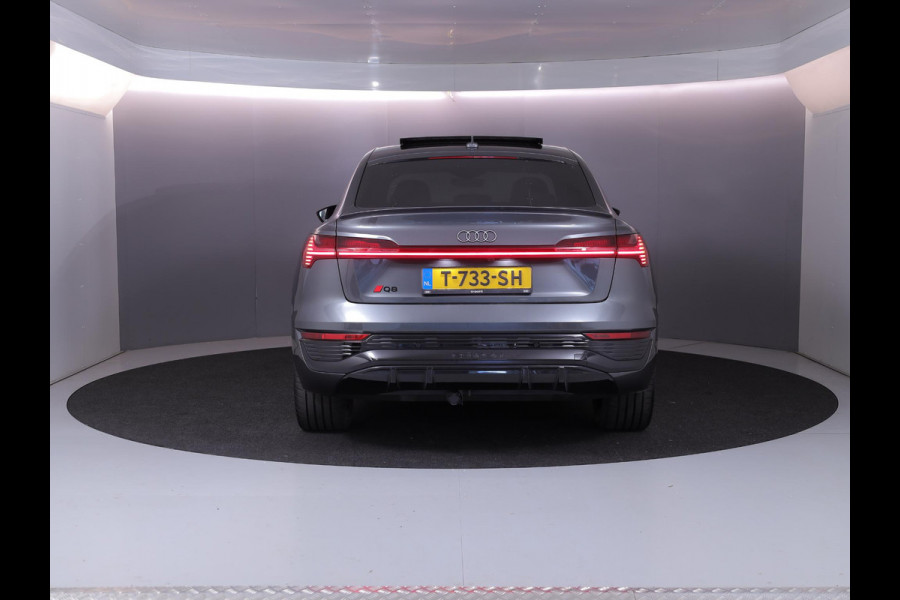 Audi Q8 Sportback e-tron 50 quattro S Edition 95 kWh 340pk | Panoramadak | Lederen bekleding | Luchtvering |  Elektrisch verstelbare voorstoelen met geheugen |