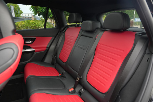 Mercedes-Benz GLC 400e 4MATIC AMG Line Panoramadak Burmester HeadUp Keyless Leer