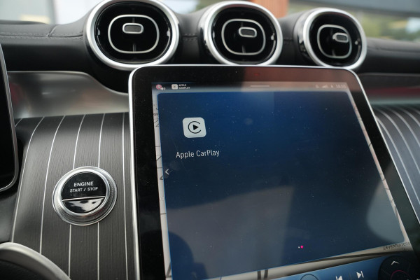 Mercedes-Benz GLC 400e 4MATIC AMG Line Panoramadak Burmester HeadUp Keyless Leer