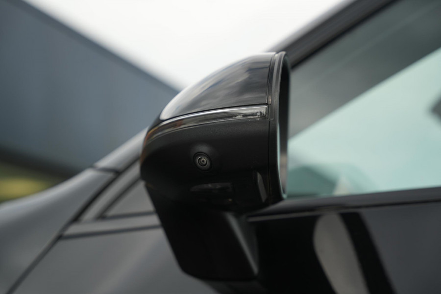 Mercedes-Benz GLC 400e 4MATIC AMG Line Panoramadak Burmester HeadUp Keyless Leer
