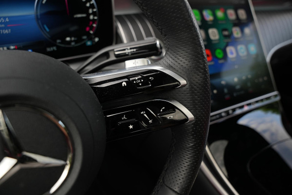 Mercedes-Benz GLC 400e 4MATIC AMG Line Panoramadak Burmester HeadUp Keyless Leer