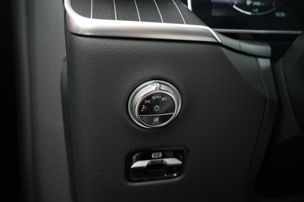 Mercedes-Benz GLC 400e 4MATIC AMG Line Panoramadak Burmester HeadUp Keyless Leer