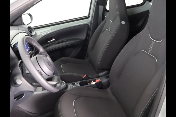 Toyota Aygo X Hybrid 115 Pulse | Adaptieve Cruise Control | Camera | Apple Carplay & Android auto |