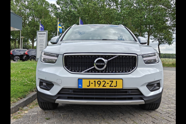 Volvo XC40 T2 130PK Automaat Business Pro | Adaptieve Cruise | Park assist camera | Dealer onderhouden