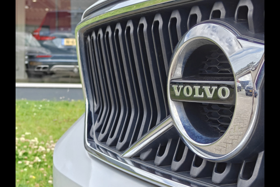Volvo XC40 T2 130PK Automaat Business Pro | Adaptieve Cruise | Park assist camera | Dealer onderhouden