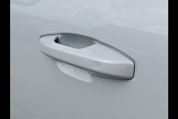 Volvo XC40 T2 130PK Automaat Business Pro | Adaptieve Cruise | Park assist camera | Dealer onderhouden