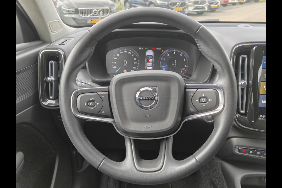Volvo XC40 T2 130PK Automaat Business Pro | Adaptieve Cruise | Park assist camera | Dealer onderhouden