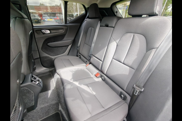 Volvo XC40 T2 130PK Automaat Business Pro | Adaptieve Cruise | Park assist camera | Dealer onderhouden
