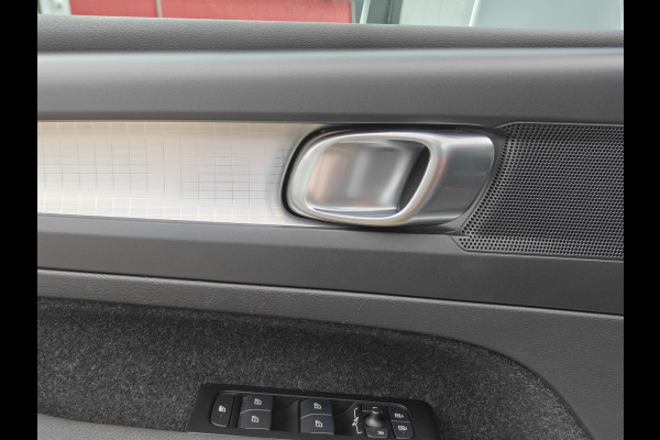 Volvo XC40 T2 130PK Automaat Business Pro | Adaptieve Cruise | Park assist camera | Dealer onderhouden